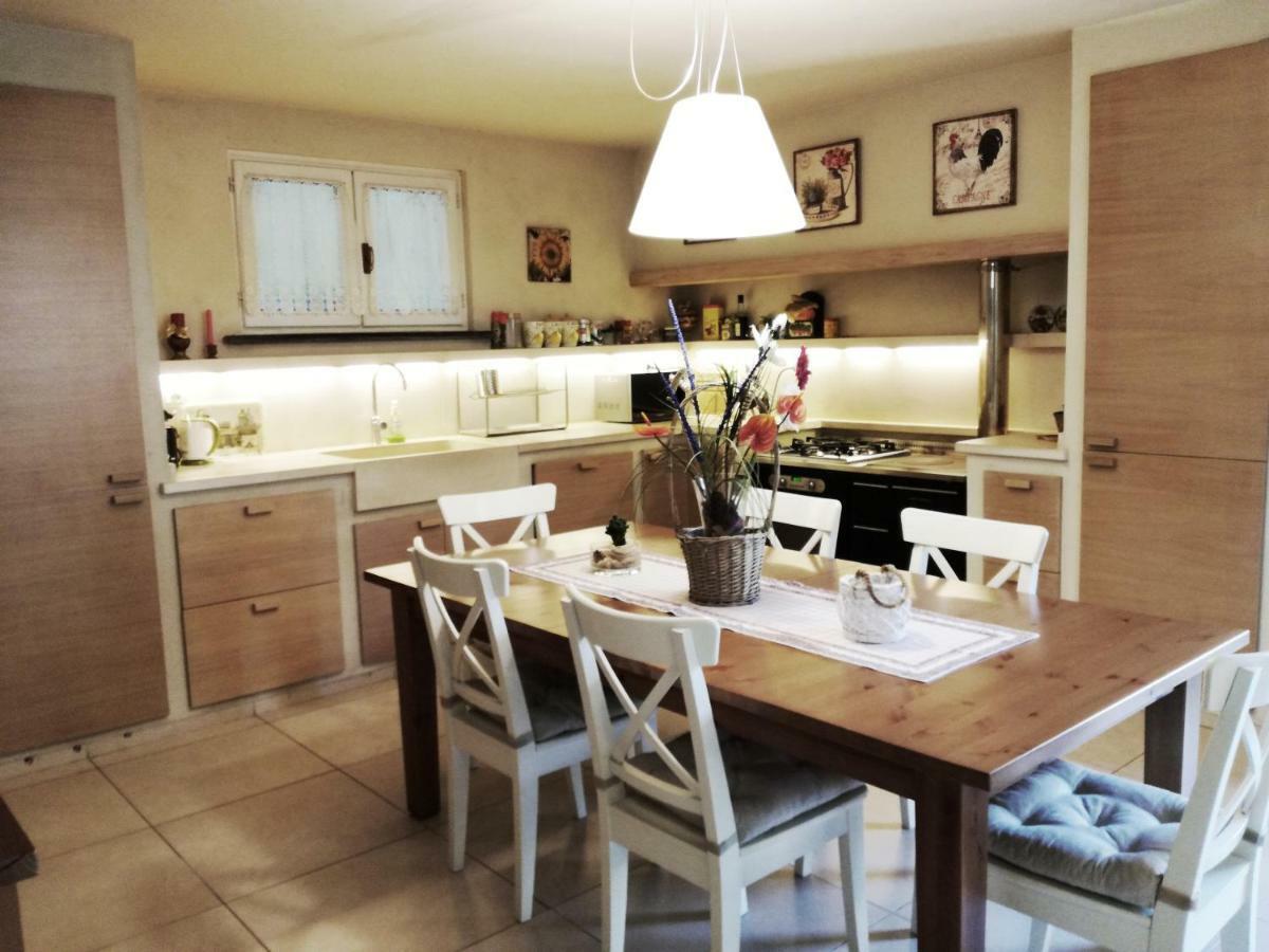 Appartement Il Glicine Di Lucques Extérieur photo